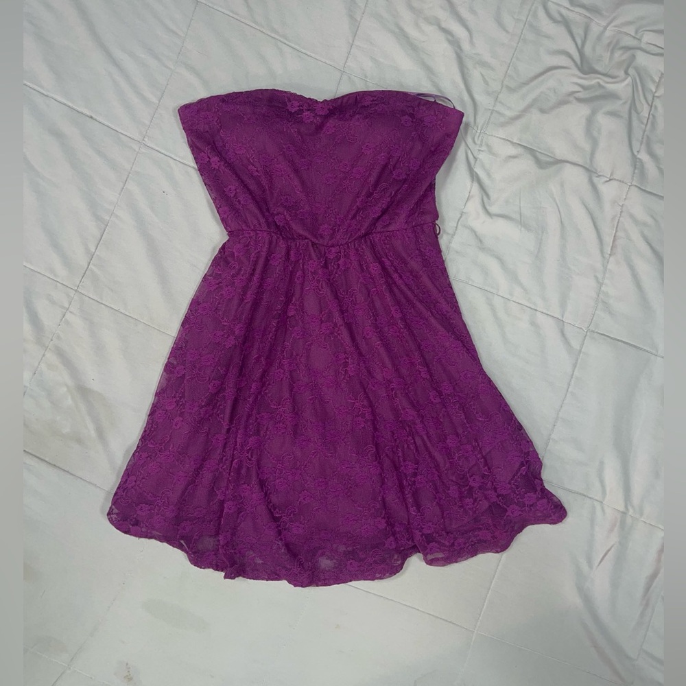 purple strapless lace dress